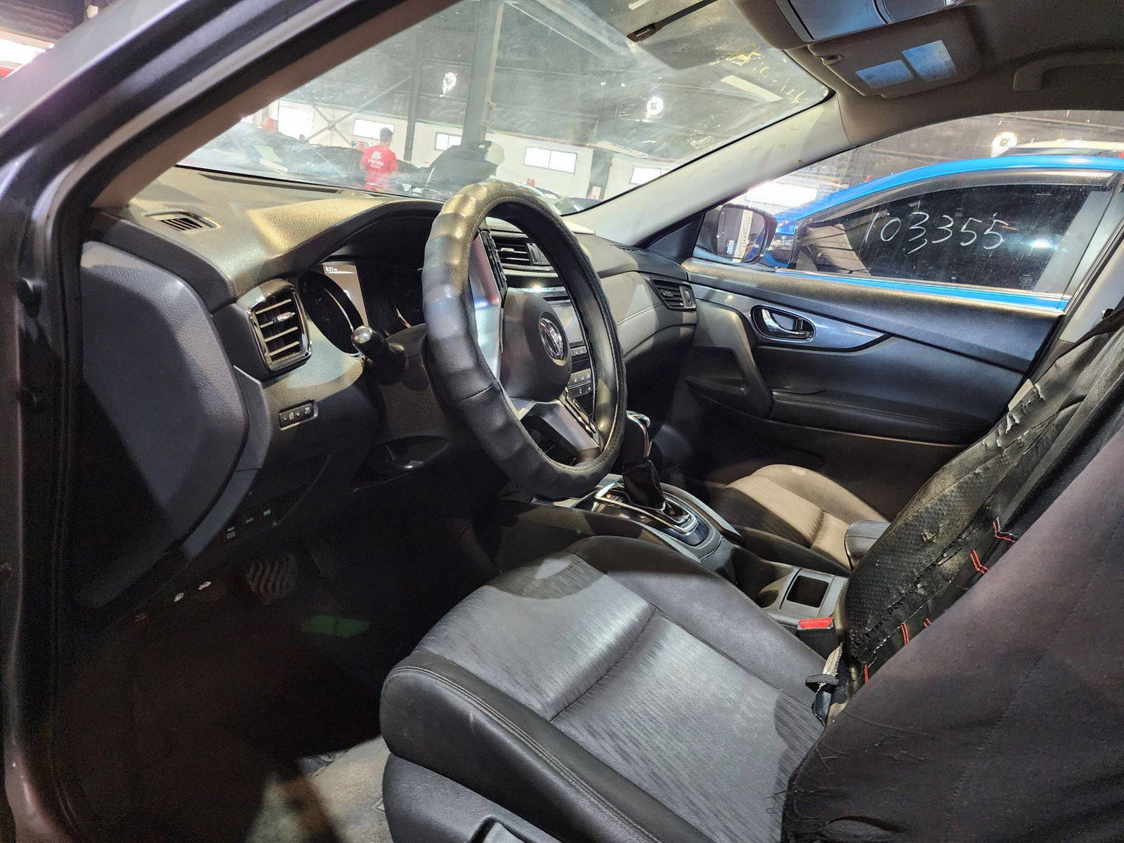 2017 NISSAN ROGUE — 183036 Miles — Lot V0HP568443 — Al Quoz - Marhaba Auctions Used Cars - Image 8