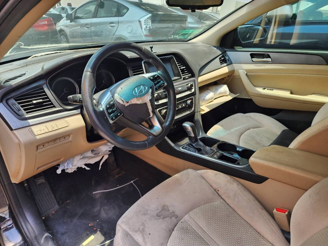 2018 HYUNDAI SONATA — 136686 Miles — Lot 39727044 — Souq - Marhaba Auctions Used Cars - Image 11