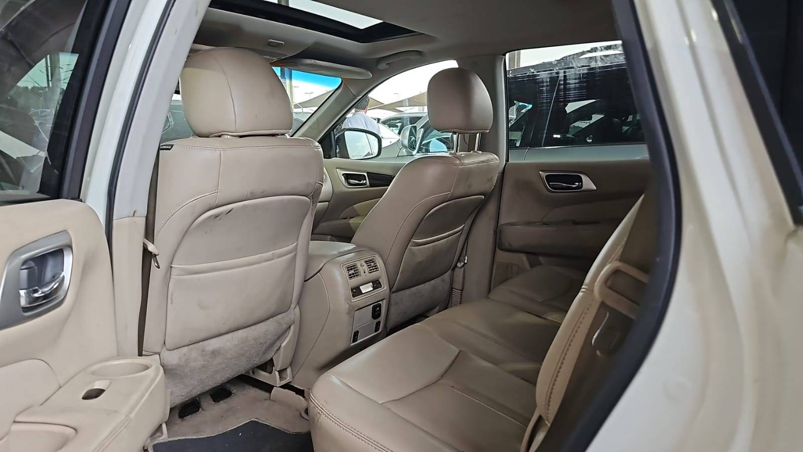 2015 NISSAN PATHFINDER — 137306 Miles — Lot M8FC623243 — Souq - Marhaba Auctions Used Cars - Image 10