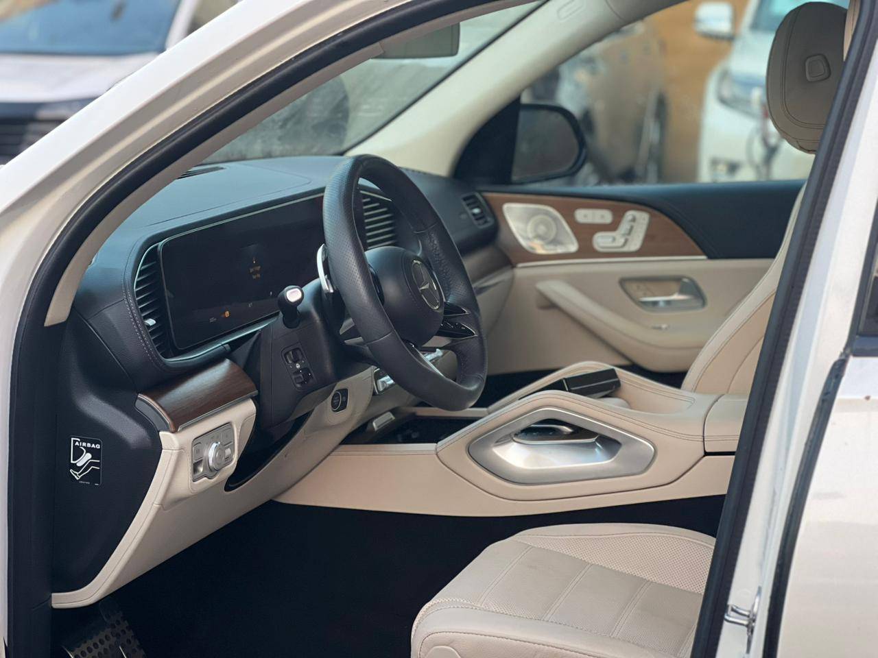 MERCEDES BENZ GLS 450 2024 - Marhaba Auction Used Cars - Image 7