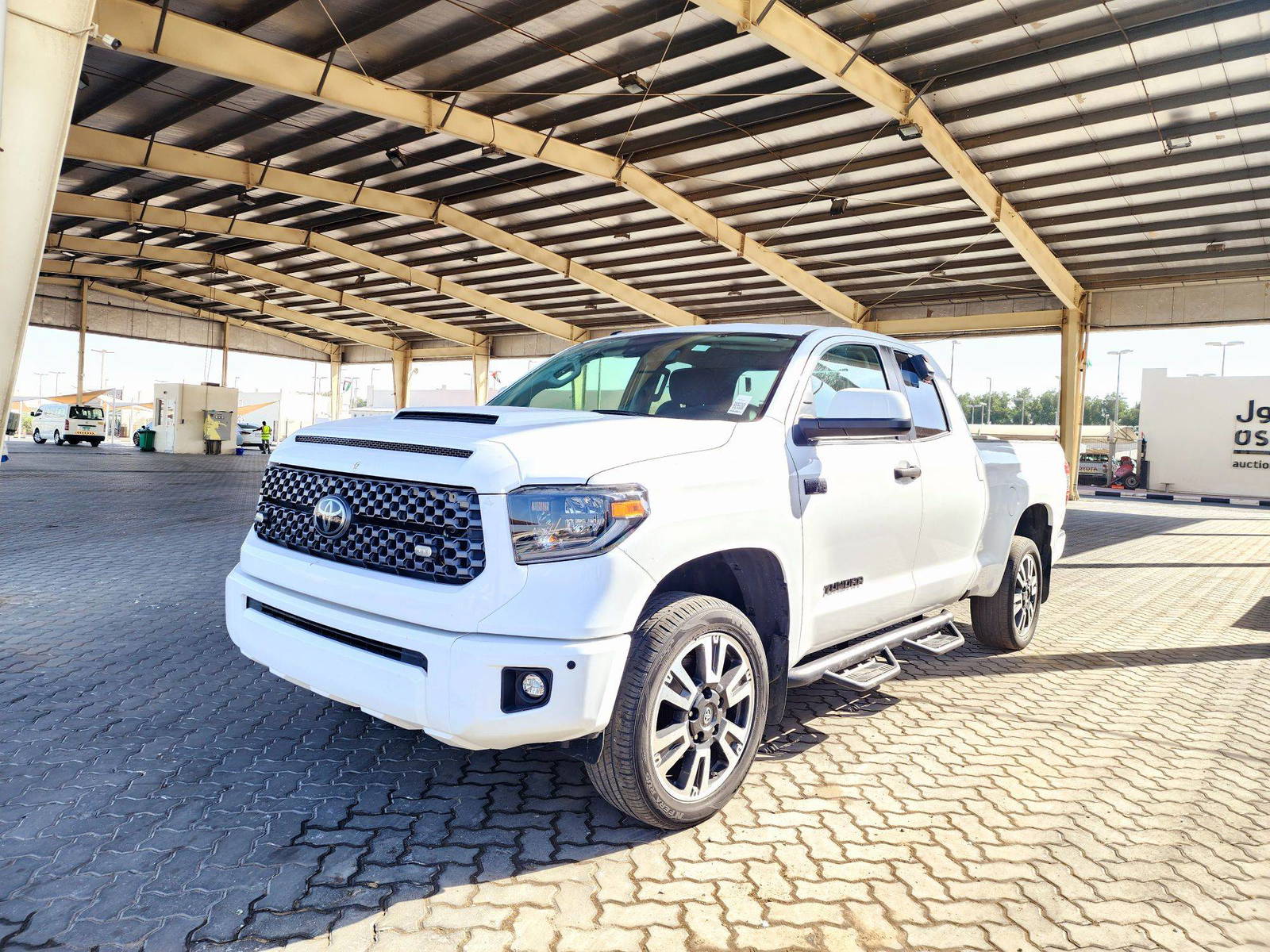 2019 TOYOTA TUNDRA — 80641 KM — Lot 11826615 — Main - Marhaba Auctions Used Cars - Image 4