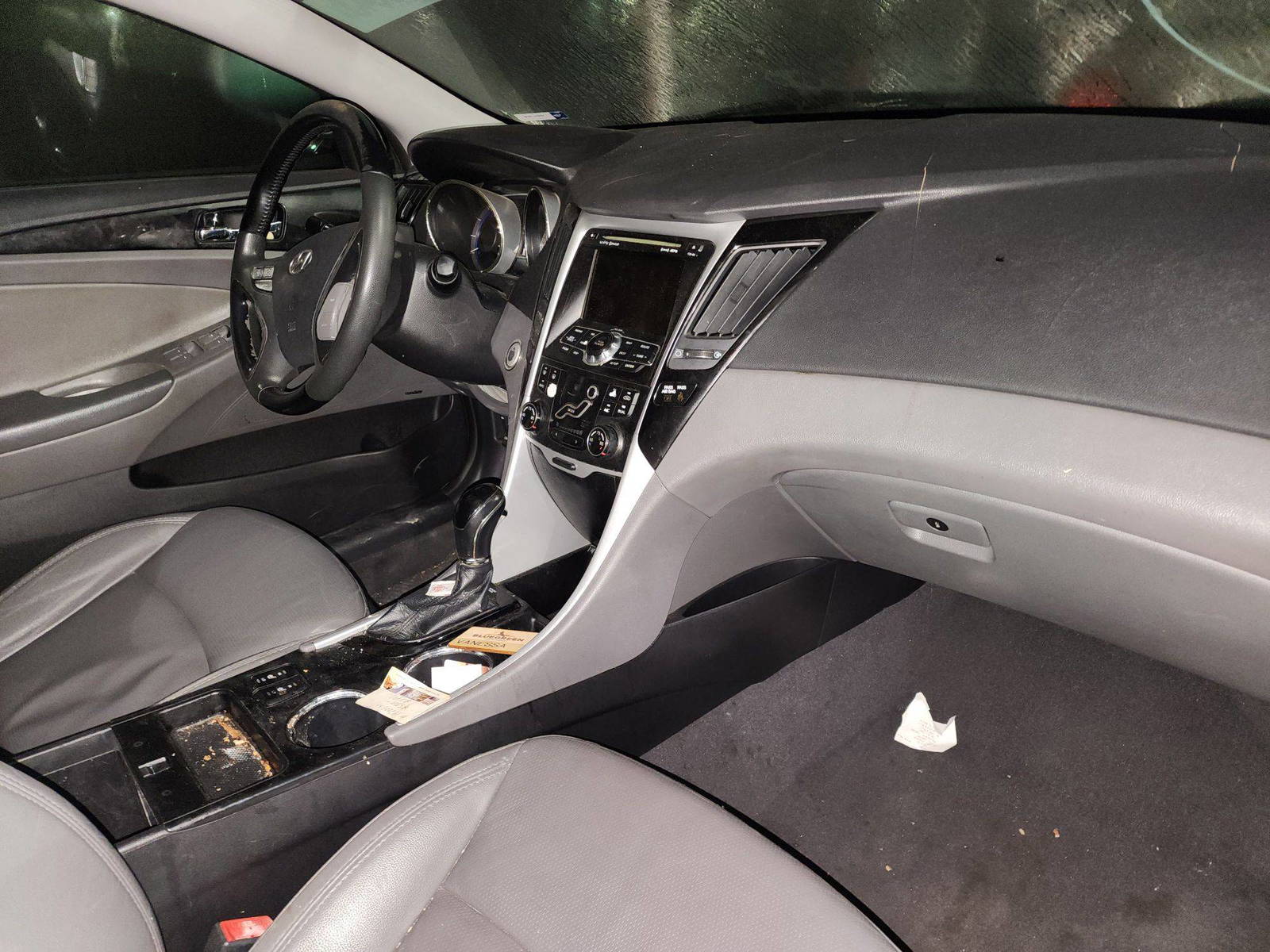 2011 HYUNDAI SONATA — 178492 Miles — Lot 37138343 - Marhaba Auctions Used Cars - Image 5