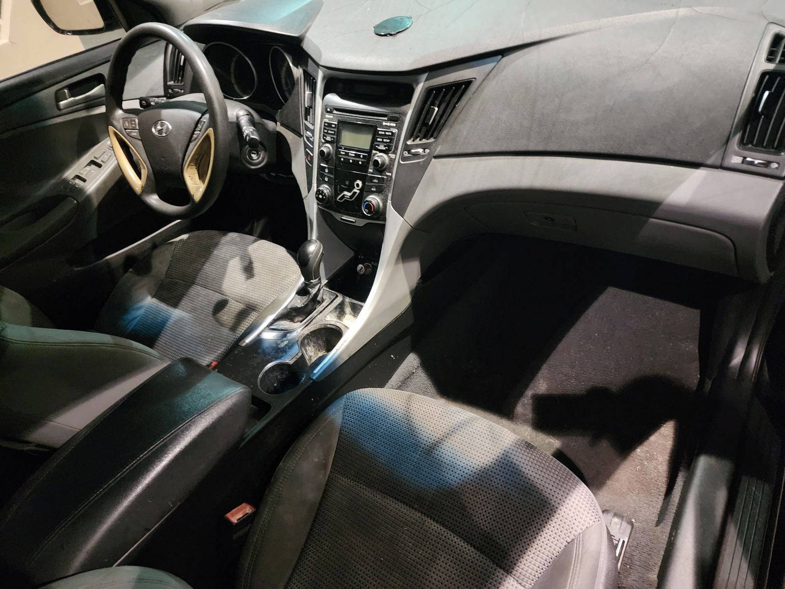 2011 HYUNDAI SONATA — 214874 Miles — Lot 71597223 - Marhaba Auctions Used Cars - Image 4