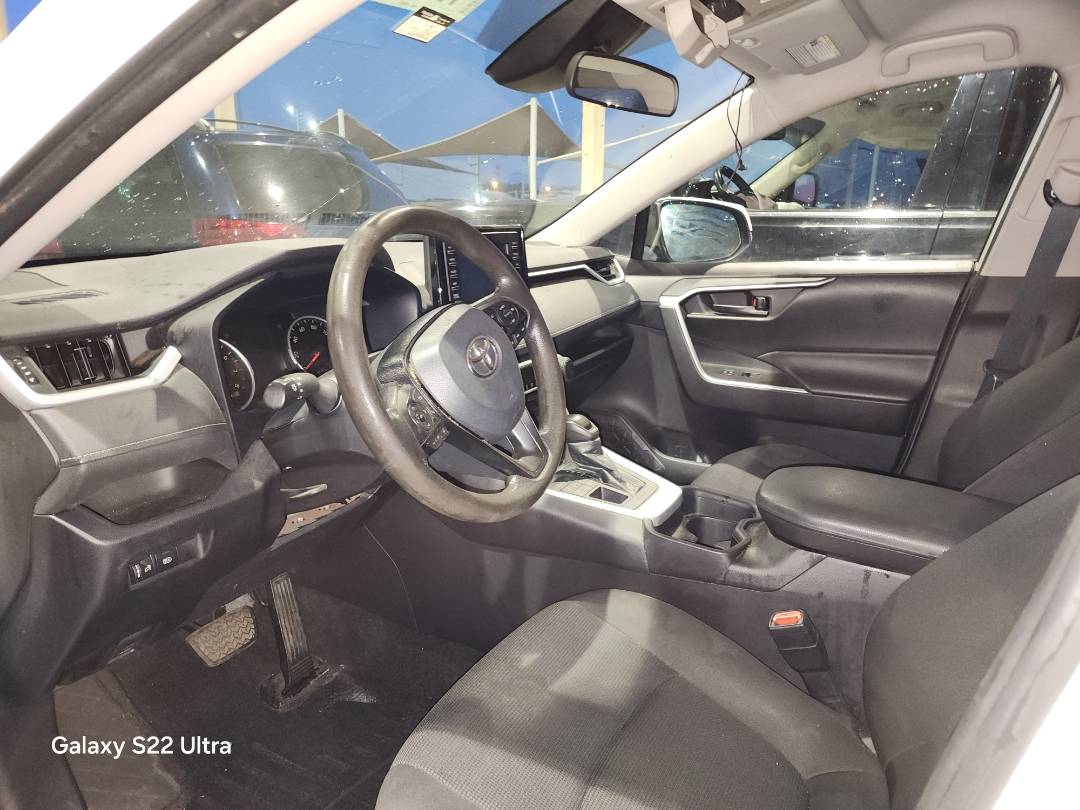 2021 TOYOTA RAV4 — 264807 Miles — Lot 47228934 — Souq - Marhaba Auctions Used Cars - Image 3