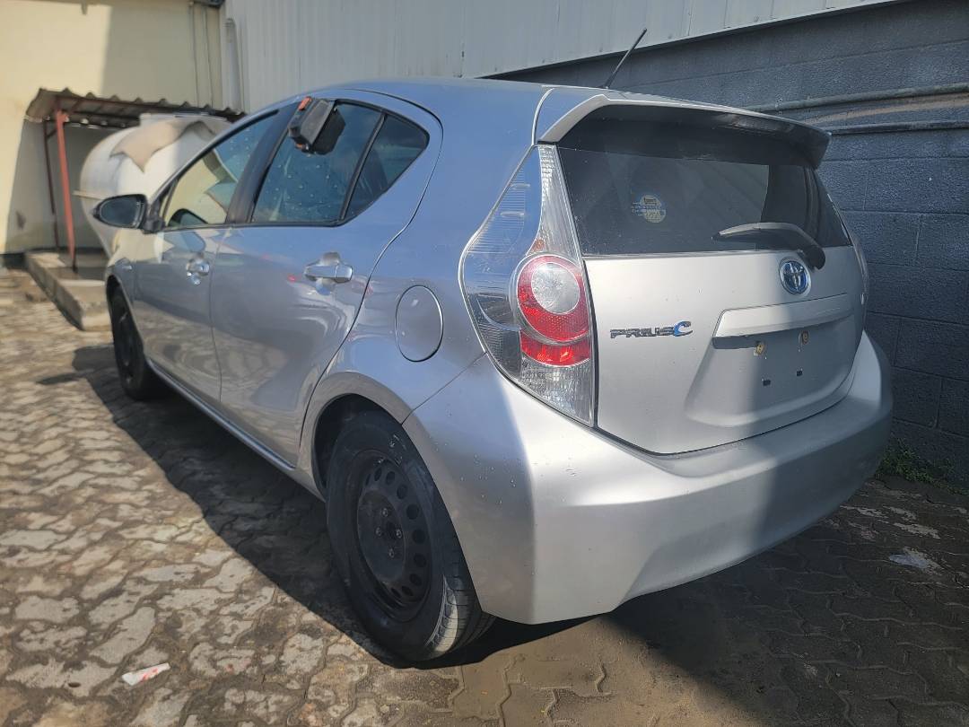 2012 TOYOTA PRIUS — 213784 Miles — Lot C1006716 - Marhaba Auctions Used Cars - Image 3