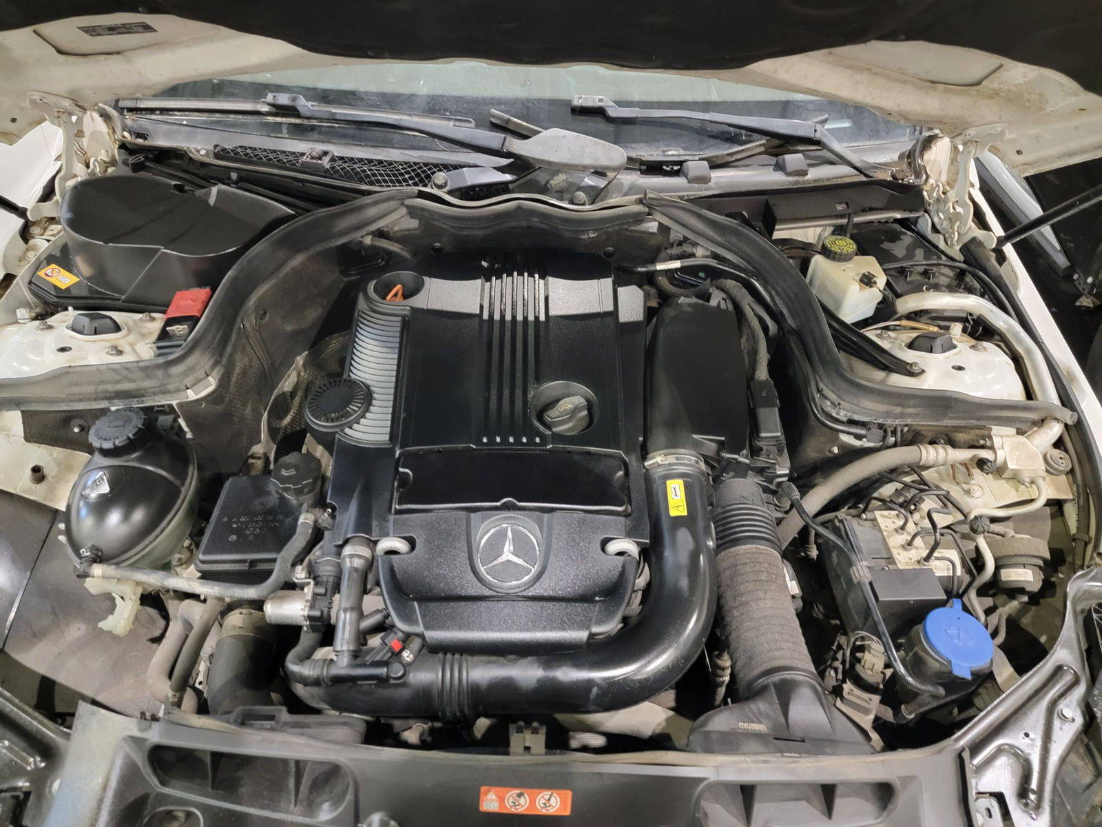 MERCEDES BENZ C 250 2014 - Marhaba Auction Used Cars - Image 12