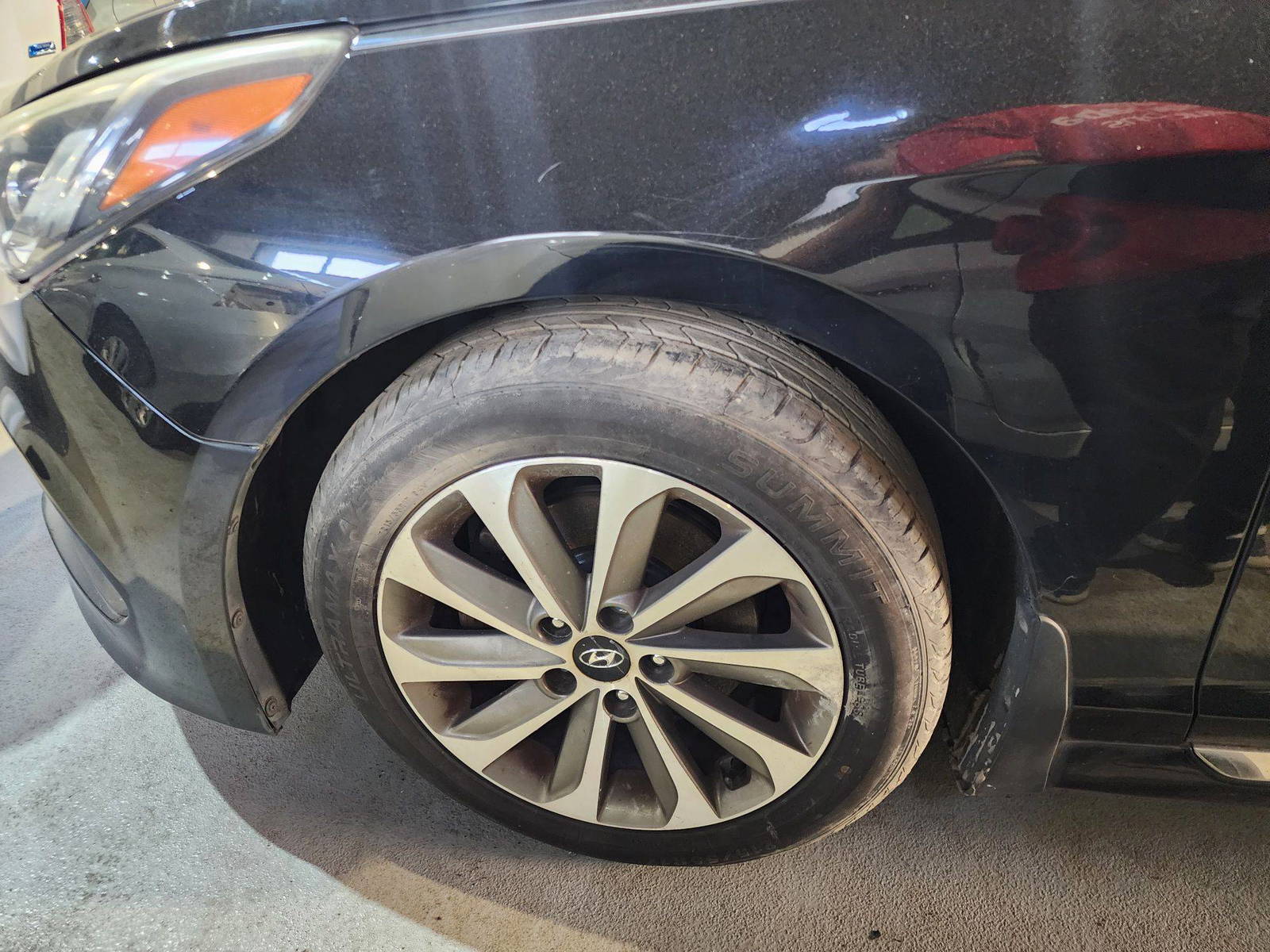 2015 HYUNDAI SONATA — 175747 Miles — Lot 41073394 — Al Quoz - Marhaba Auctions Used Cars - Image 6