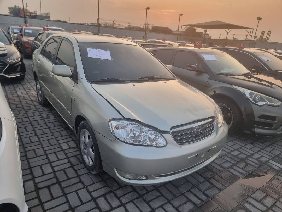 Toyota Corolla 2004 view 2