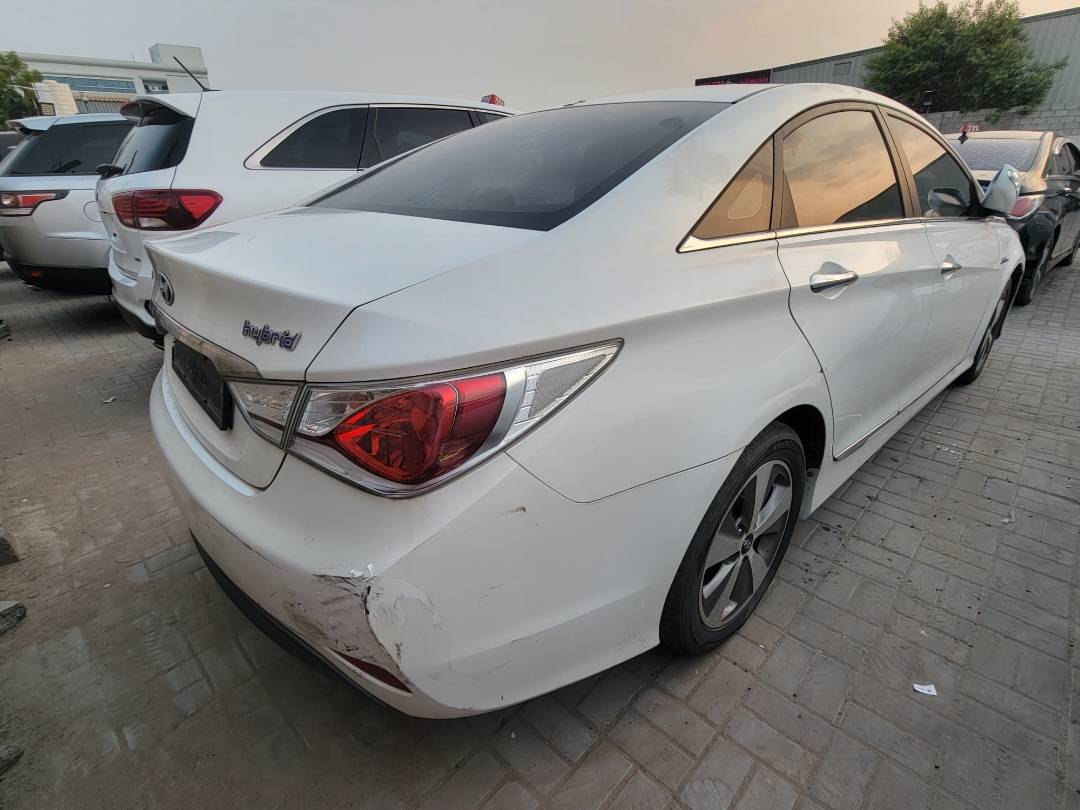 2012 HYUNDAI SONATA — 207366 KM — Lot 039989 — Main - Marhaba Auctions Used Cars - Image 5