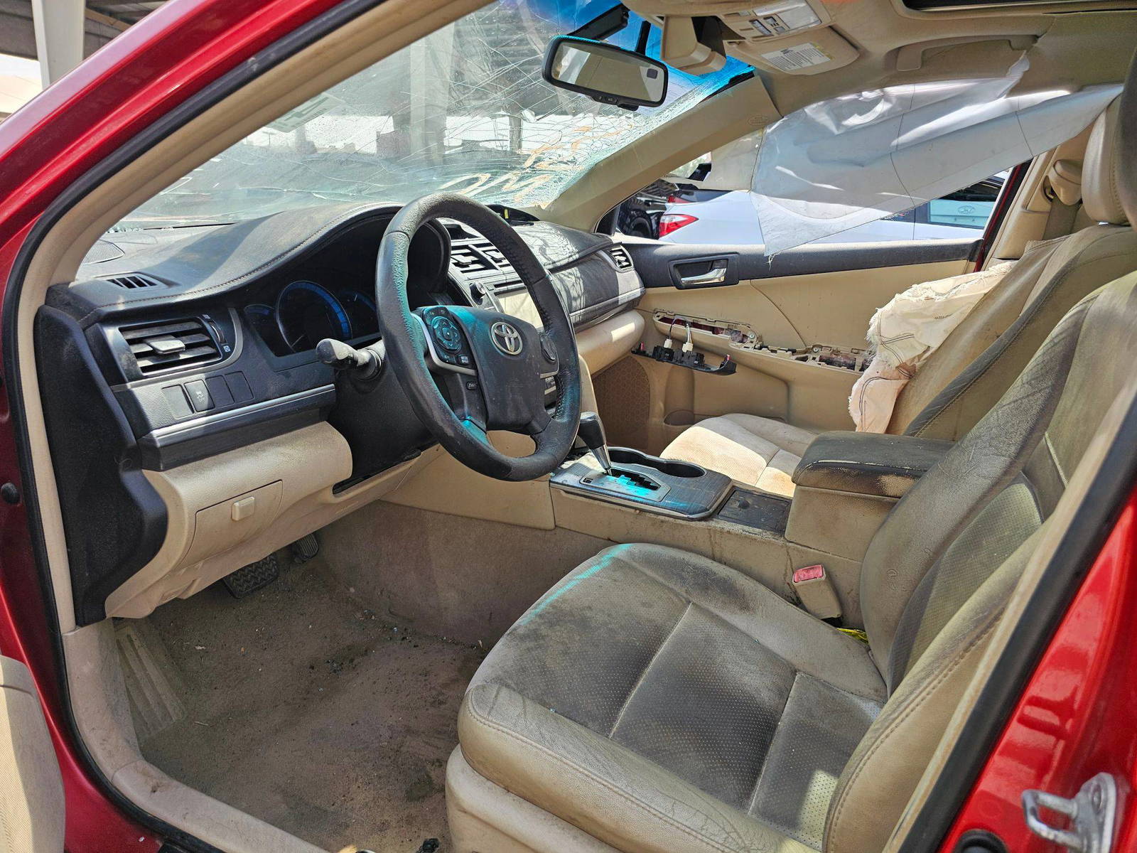 2012 TOYOTA CAMRY — 183593 Miles — Lot 1CU040740 — Souq - Marhaba Auctions Used Cars - Image 9