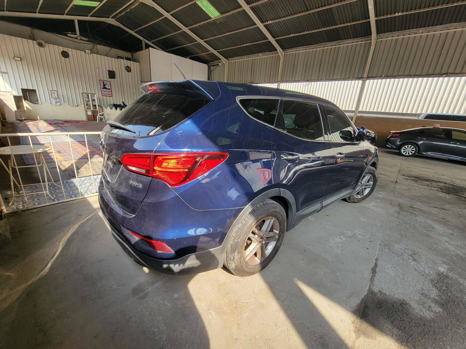 HYUNDAI SANTA FE SPORT 2018 - Marhaba Auction Used Cars - Image 5