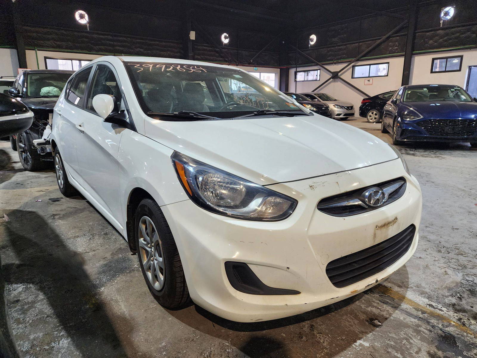 2014 HYUNDAI ACCENT — 184929 Miles — Lot 39928564 — Al Quoz - Marhaba Auctions Used Cars - Image 3