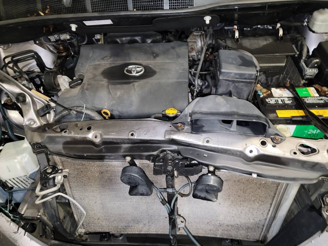 2011 TOYOTA SIENNA — 168116 Miles — Lot 37434873 - Marhaba Auctions Used Cars - Image 10
