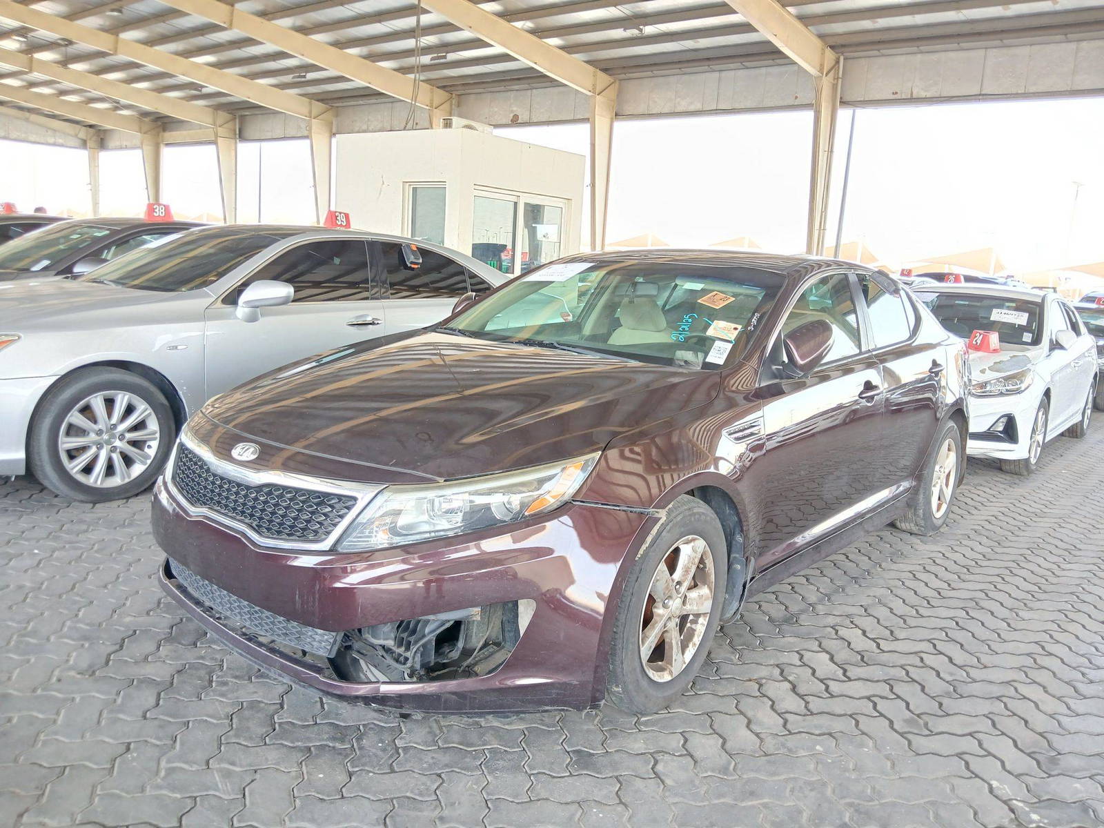 2015 KIA OPTIMA — 171984 Miles — Lot 304329 — Souq - Marhaba Auctions Used Cars - Image 5