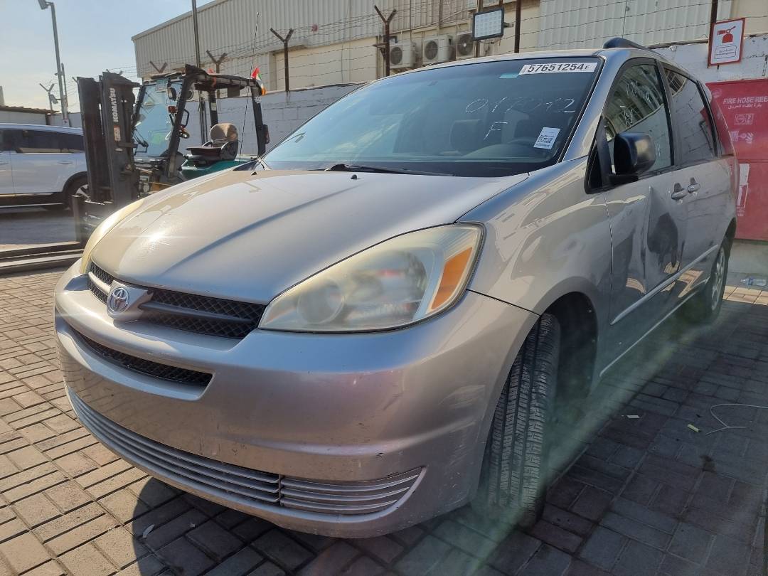 2004 TOYOTA SIENNA — 210320 Miles — Lot 215487 — Ind. 12 - Marhaba Auctions Used Cars - Image 3