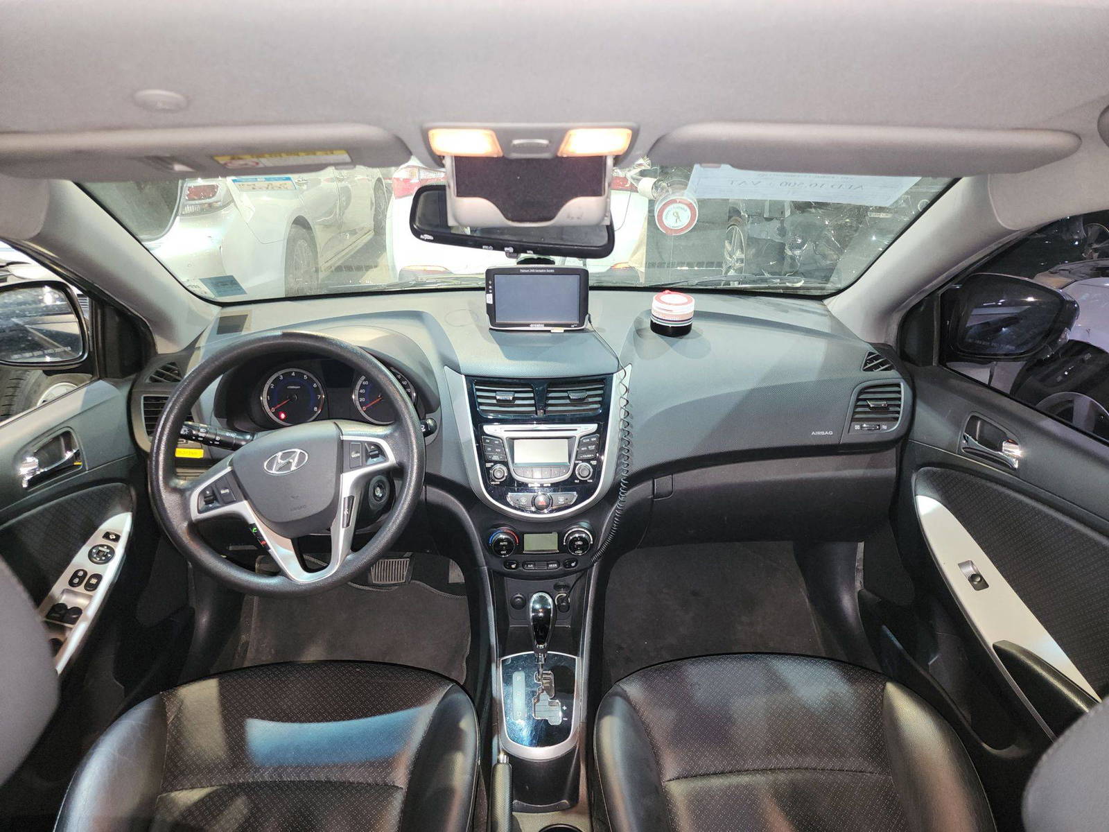 2011 HYUNDAI ACCENT — 207534 KM — Lot 77385 — Main - Marhaba Auctions Used Cars - Image 8