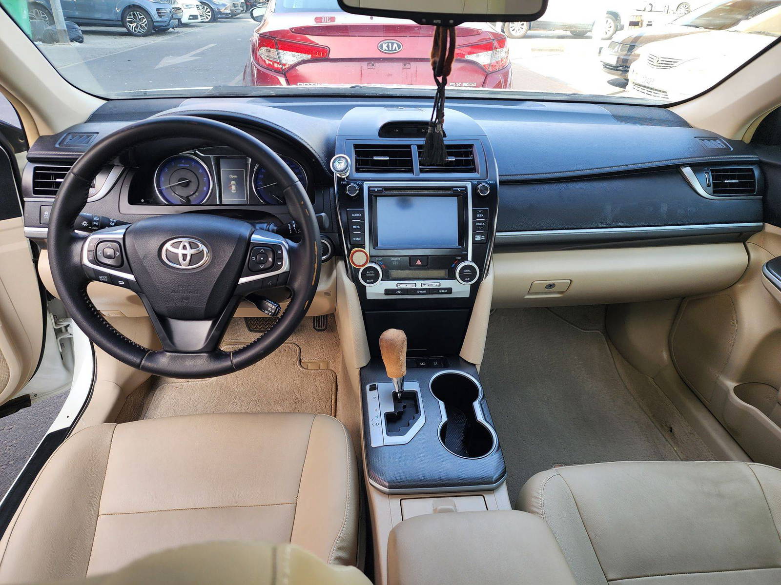 2017 TOYOTA CAMRY — 87438 KM — Lot HX677235 — Souq - Marhaba Auctions Used Cars - Image 7