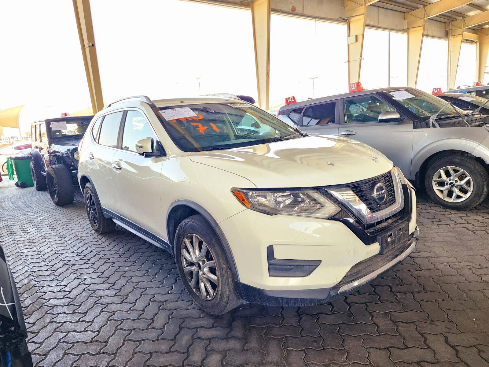 2020 NISSAN ROGUE — 127218 Miles — Lot LW034332 — Souq - Marhaba Auctions Used Cars - Image 4