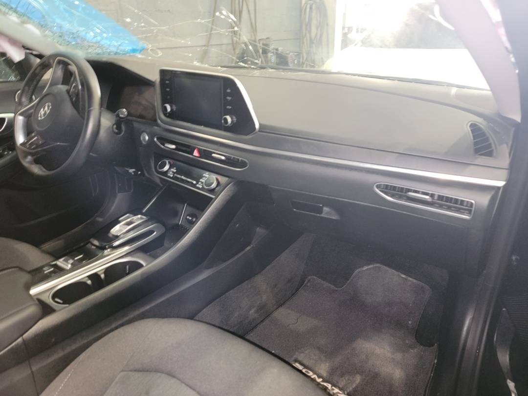 2021 HYUNDAI SONATA — 13748 Miles — Lot H095428 - Marhaba Auctions Used Cars - Image 4
