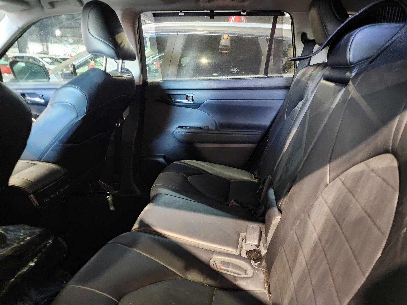 2022 TOYOTA HIGHLANDER — 30589 Miles — Lot 116642 — Al Quoz - Marhaba Auctions Used Cars - Image 6