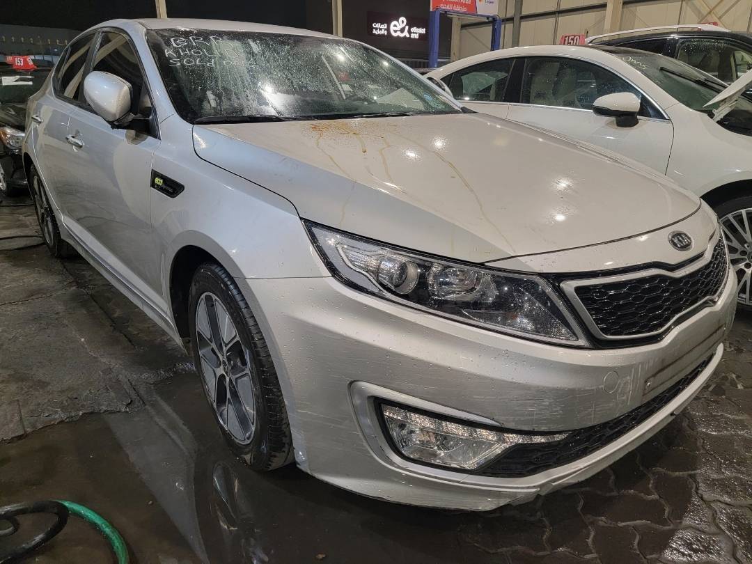2012 KIA K5 — 217869 KM — Lot 001786 — Main - Marhaba Auctions Used Cars - Image 4