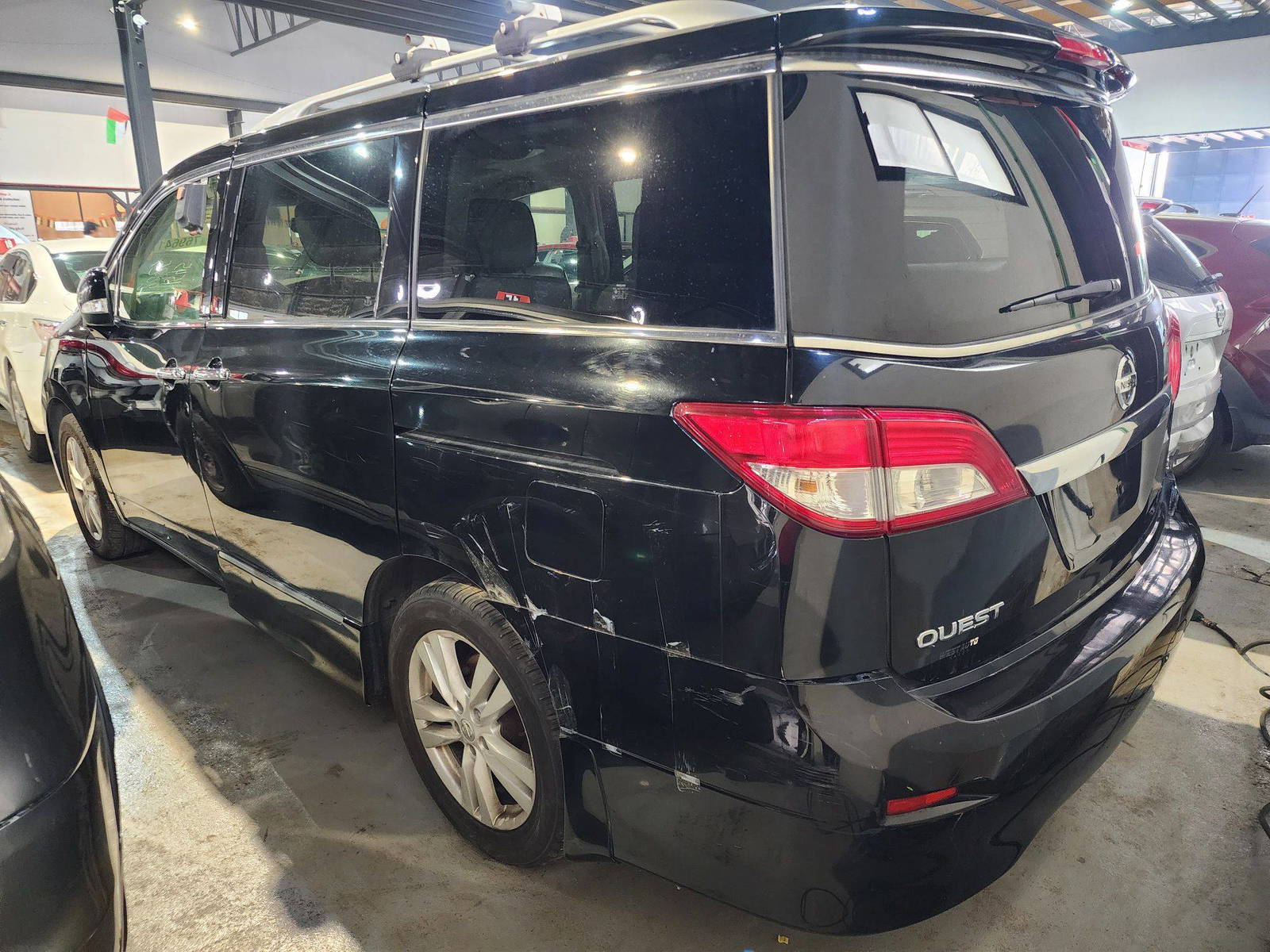 2014 NISSAN QUEST — 190645 Miles — Lot 76964174 — Souq - Marhaba Auctions Used Cars - Image 4