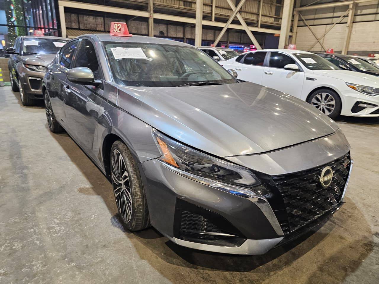 Nissan Altima 2020 view 2