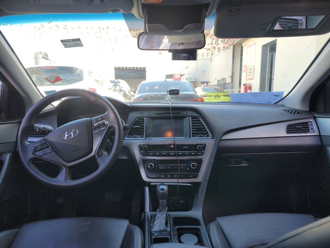 2015 HYUNDAI SONATA — 137293 KM — Lot 020134 — Main - Marhaba Auctions Used Cars - Image 8