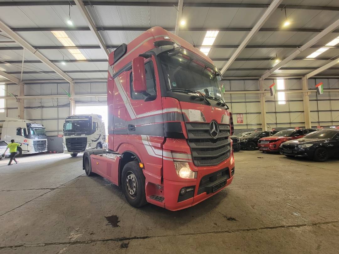 2015 MERCEDES BENZ ACTROS 1840 — 921508 KM — Lot 1L925043 — Main - Marhaba Auctions Used Cars - Image 3