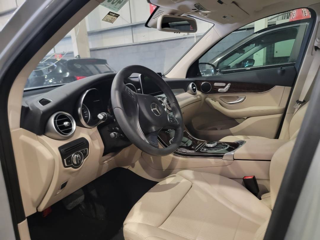 2018 MERCEDES BENZ GLC-300 — 35395 Miles — Lot JV039706 — Main - Marhaba Auctions Used Cars - Image 6