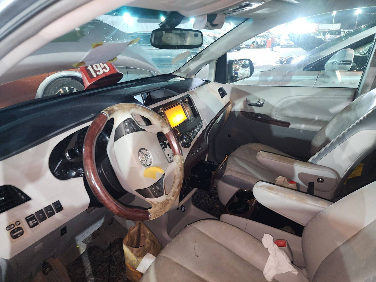 TOYOTA SIENNA 2011 - Marhaba Auction Used Cars - Image 8