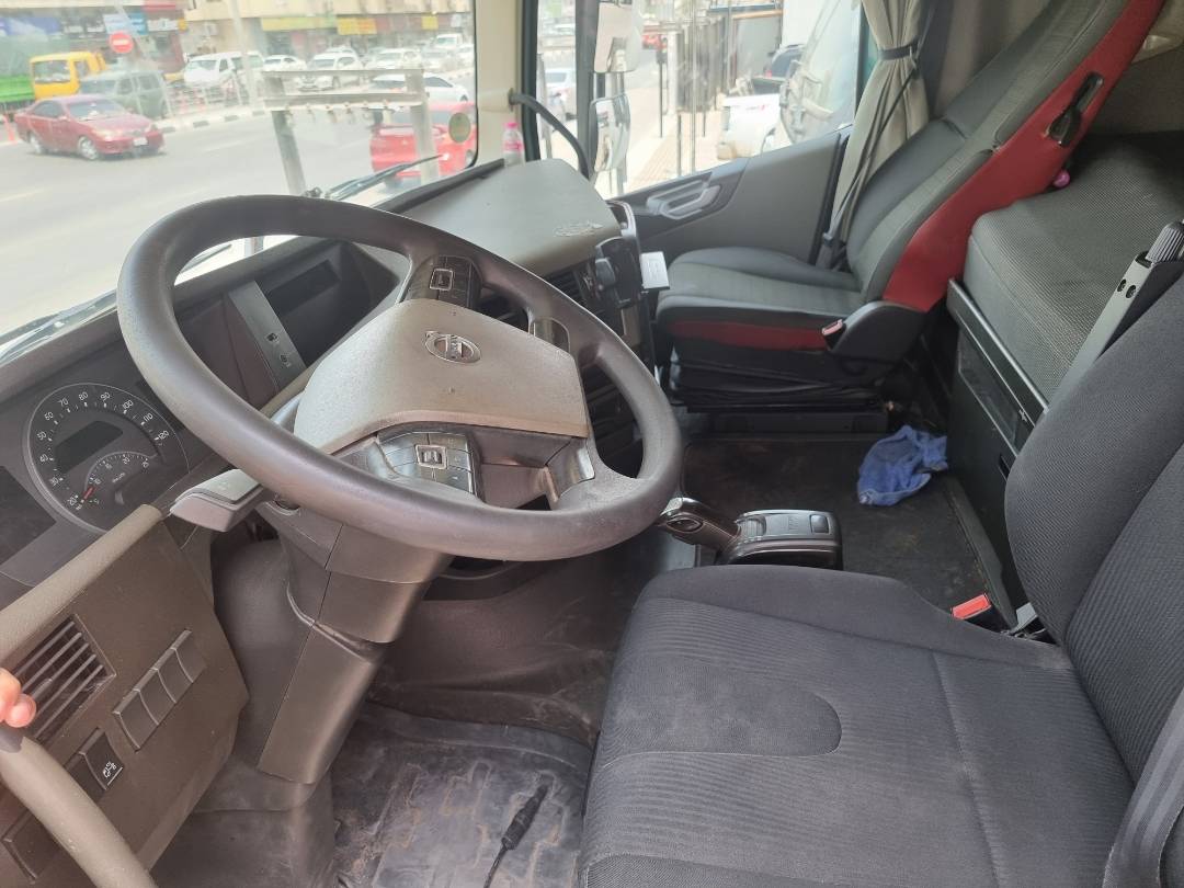 VOLVO FH-Series 2014 - Marhaba Auction Used Cars - Image 7