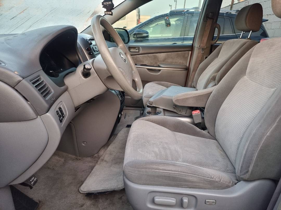 2008 TOYOTA SIENNA — 231729 Miles — Lot 125487 — Souq - Marhaba Auctions Used Cars - Image 6