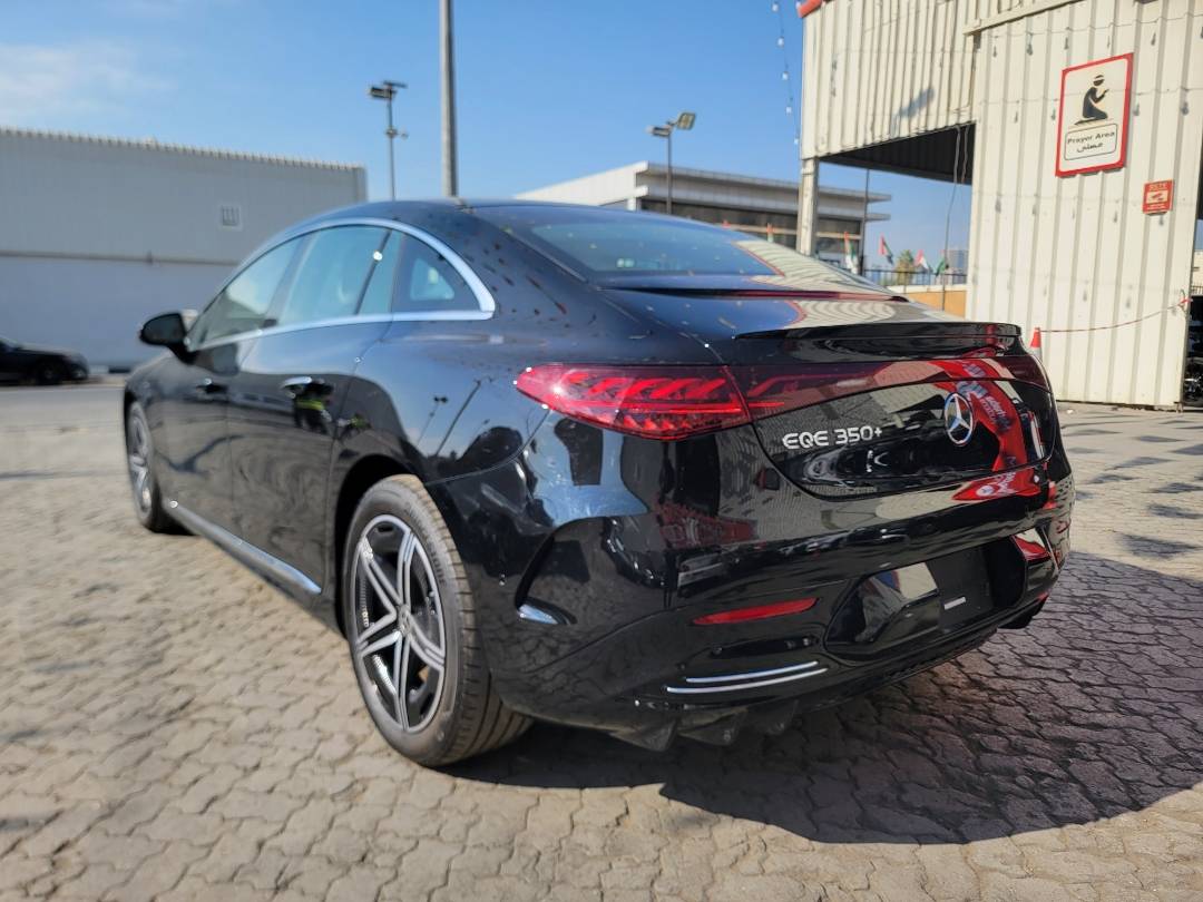 2023 MERCEDES BENZ EQE 350 — 8772 Miles — Lot 58726174 — Al Quoz - Marhaba Auctions Used Cars - Image 3
