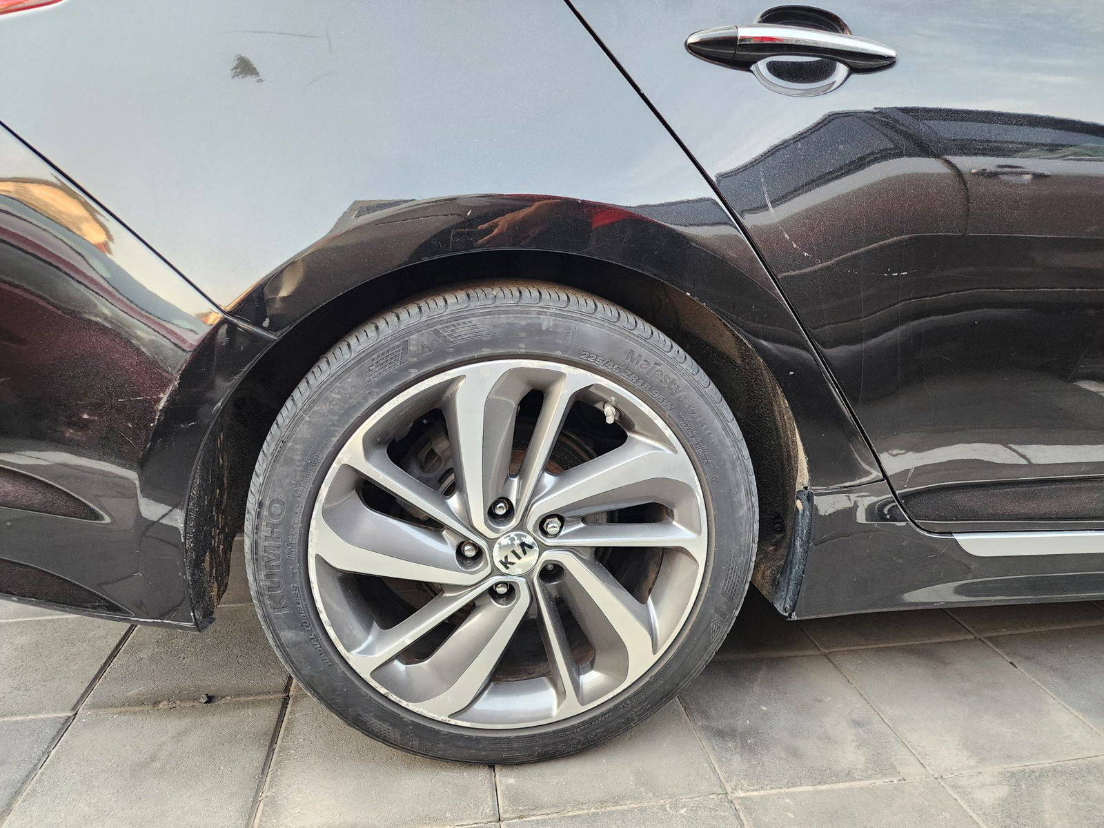2012 KIA K5 — 226597 KM — Lot 06899 — Main - Marhaba Auctions Used Cars - Image 12