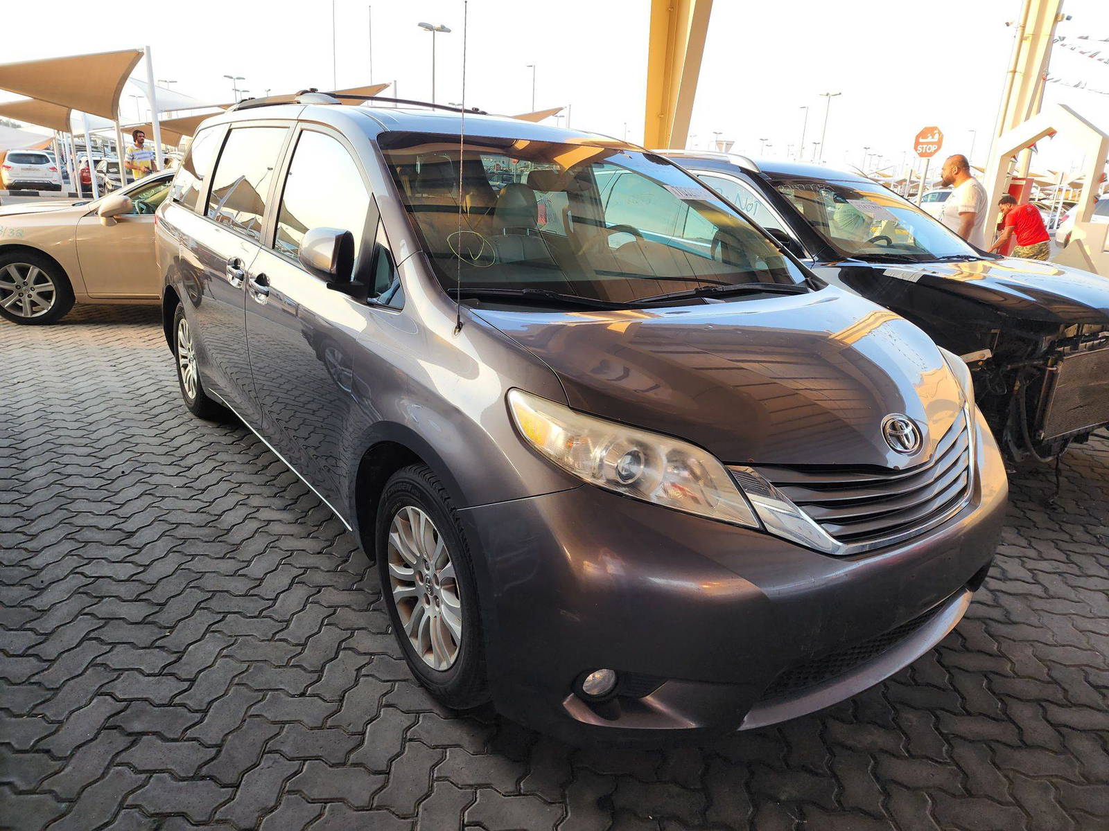 2013 TOYOTA SIENNA — 307767 Miles — Lot 70320753 - Marhaba Auctions Used Cars - Image 6