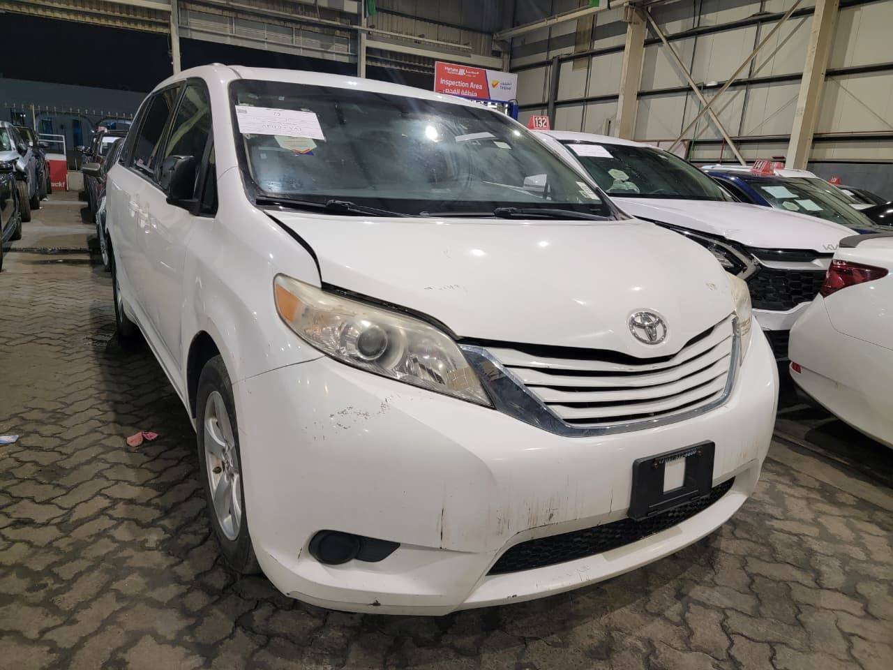 TOYOTA SIENNA 2017 - Marhaba Auction Used Cars - Image 4