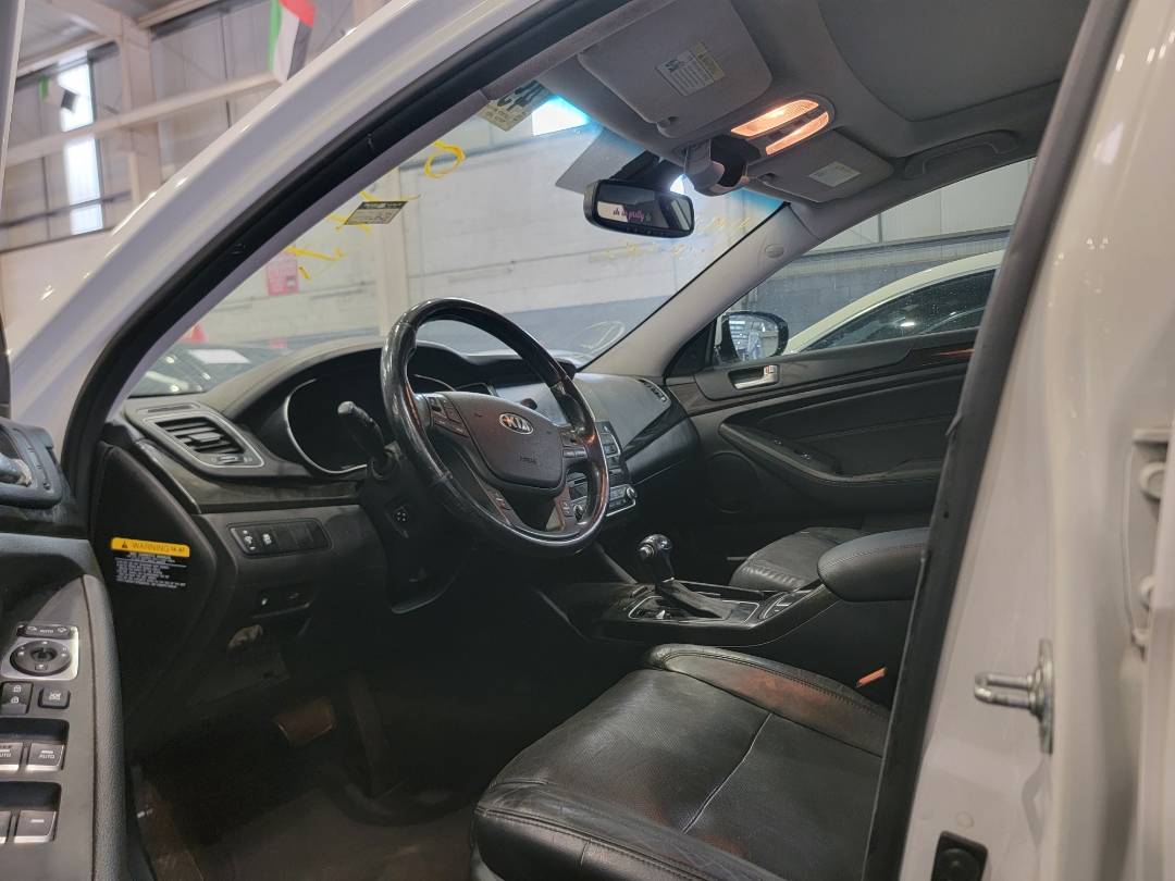 2015 KIA CADENZA — 122775 Miles — Lot F5187769 — Souq - Marhaba Auctions Used Cars - Image 6