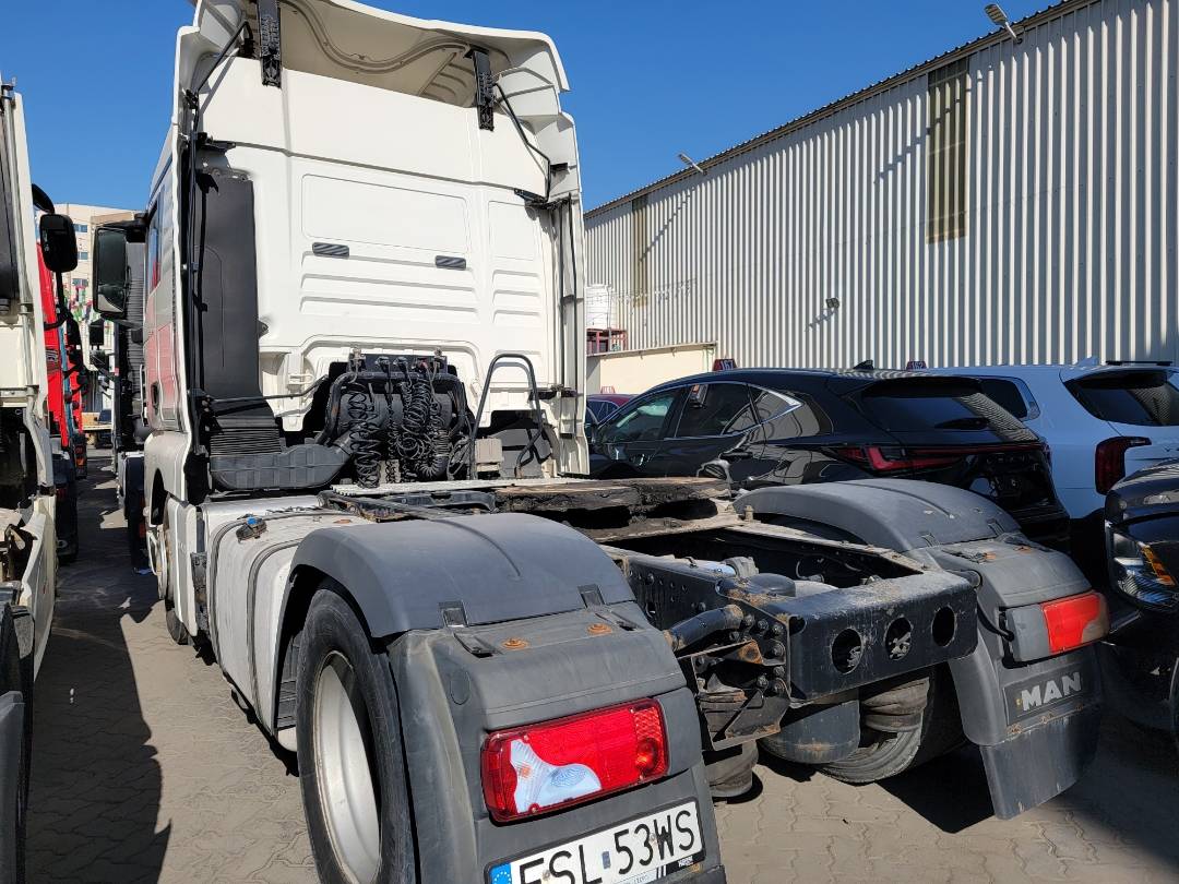 2013 MAN MAN TRUCK — 114939 KM — Lot DP042991 — Main - Marhaba Auctions Used Cars - Image 4
