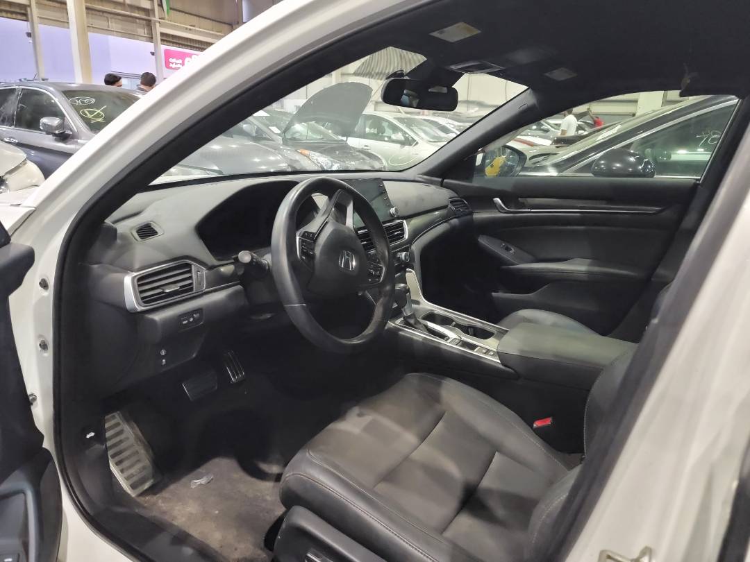 2019 HONDA ACCORD — 70909 Miles — Lot 029562 — Main - Marhaba Auctions Used Cars - Image 6