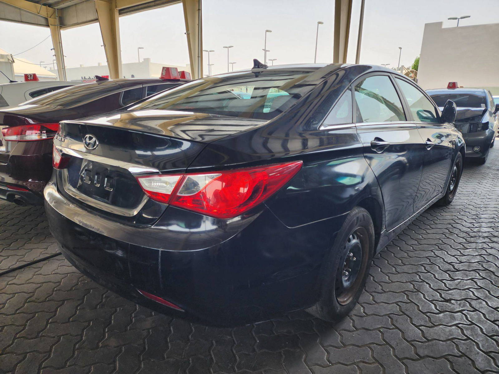 2011 HYUNDAI SONATA — 112300 Miles — Lot 99790 — Souq - Marhaba Auctions Used Cars - Image 10