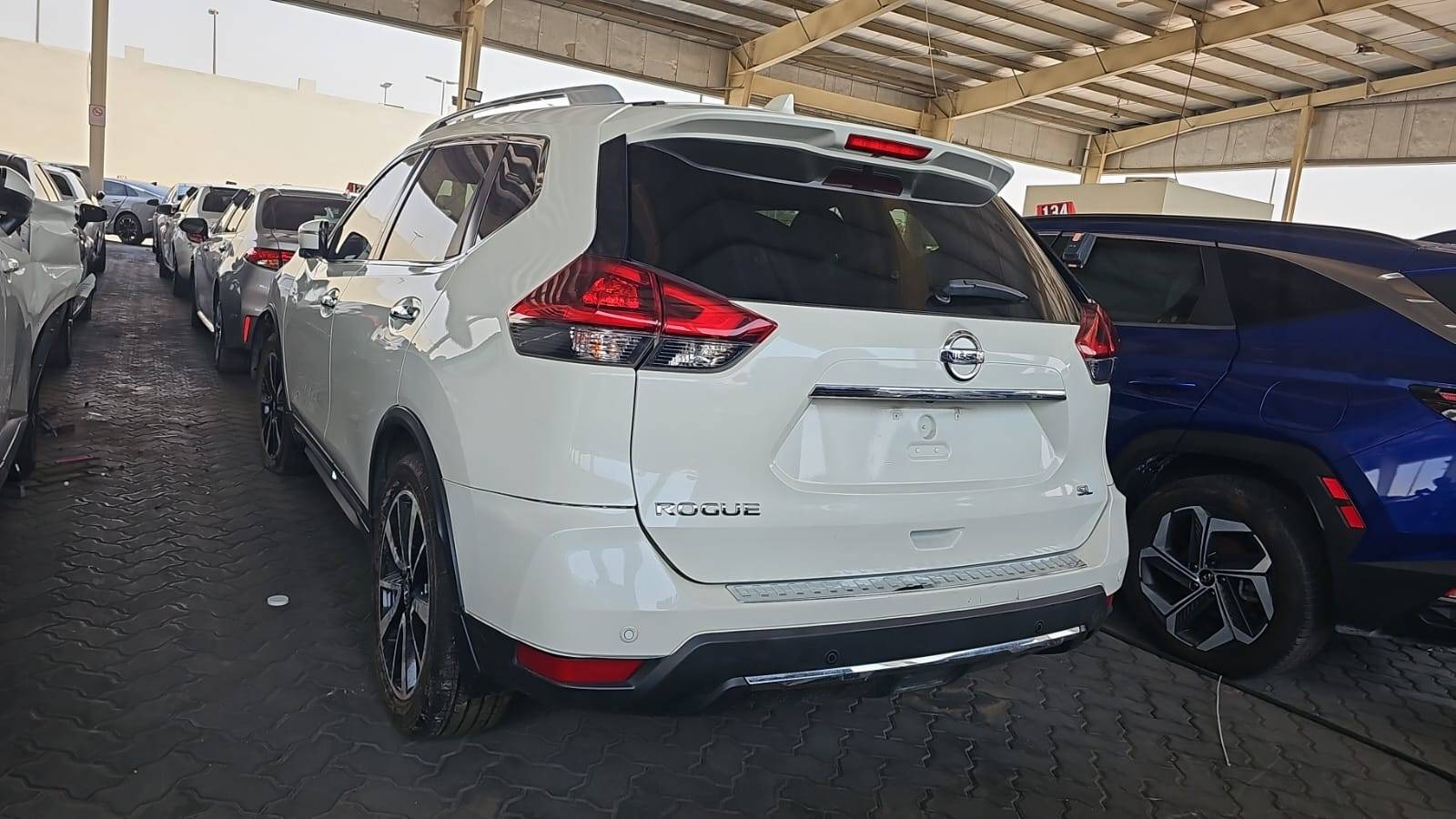 NISSAN ROGUE