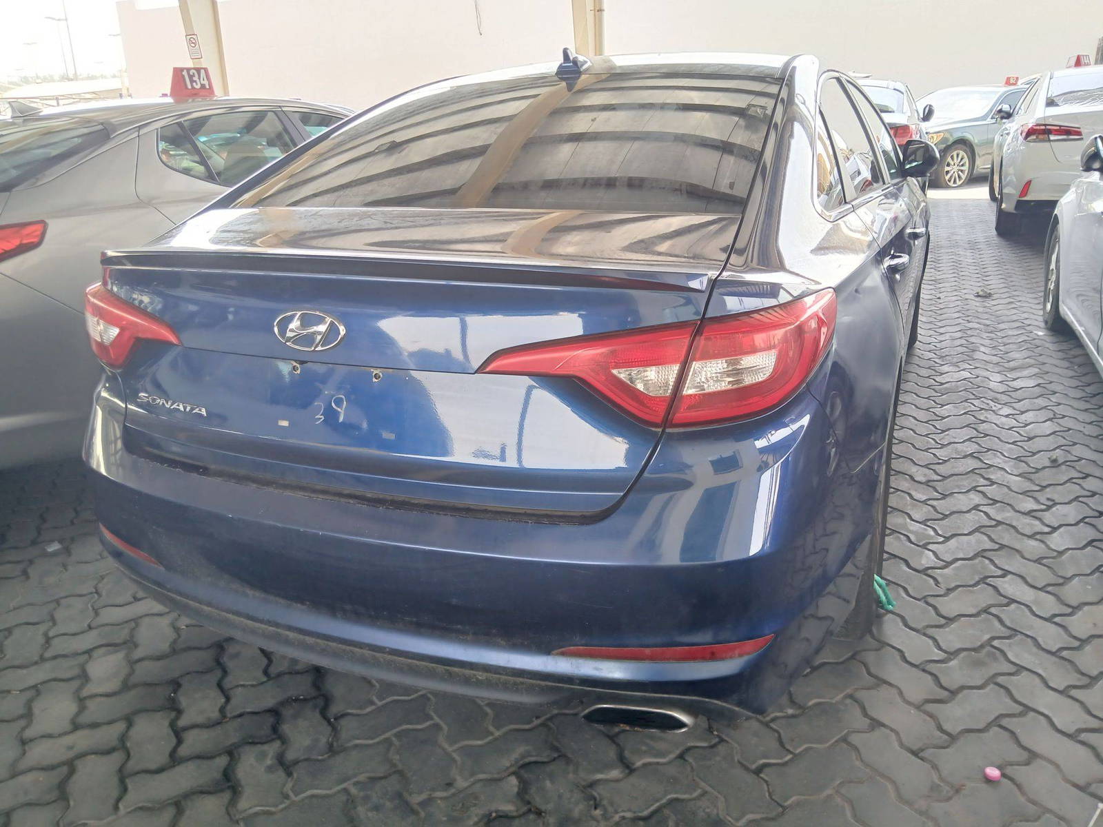 2015 HYUNDAI SONATA — 175065 KM — Lot 07831 — Souq - Marhaba Auctions Used Cars - Image 6