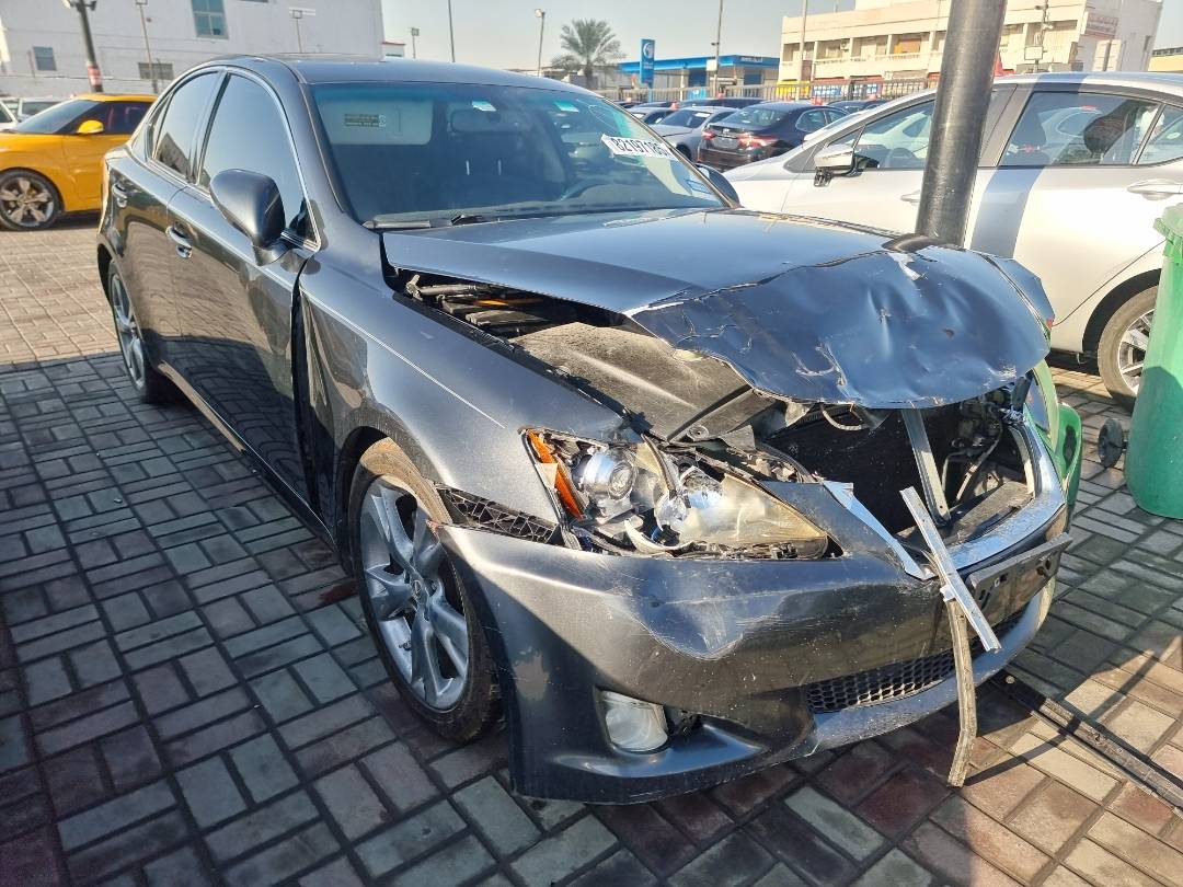2010 LEXUS IS 250 — 163320 Miles — Lot 5124968 — Ind. 12 - Marhaba Auctions Used Cars - Image 4