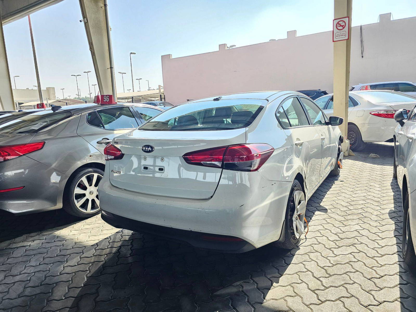 2018 KIA FORTE — 177464 Miles — Lot 5JE206382 — Souq - Marhaba Auctions Used Cars - Image 3
