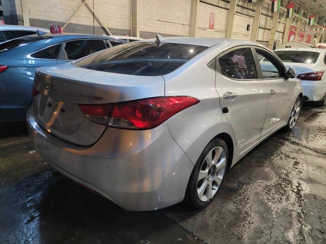 2012 HYUNDAI AVANTE — 123740 KM — Lot 442046 — Main - Marhaba Auctions Used Cars - Image 5