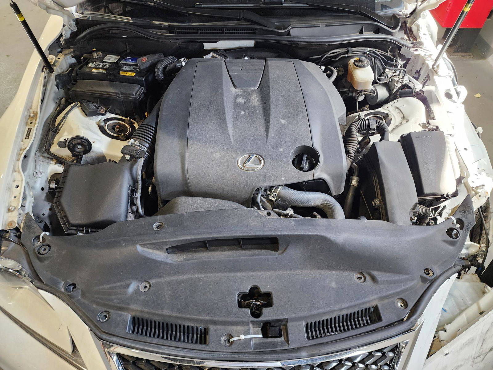2015 LEXUS IS 250 — 118723 Miles — Lot 29402 — Al Quoz - Marhaba Auctions Used Cars - Image 11