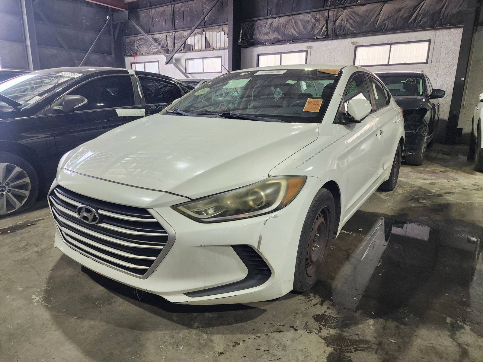 2017 HYUNDAI ELANTRA — 201303 Miles — Lot 3427757 — Al Quoz - Marhaba Auctions Used Cars - Image 4