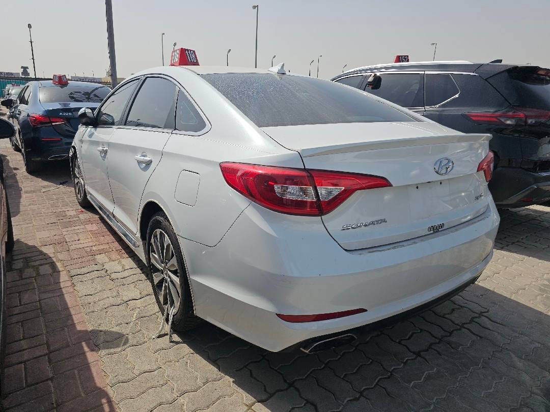 HYUNDAI SONATA SPORT