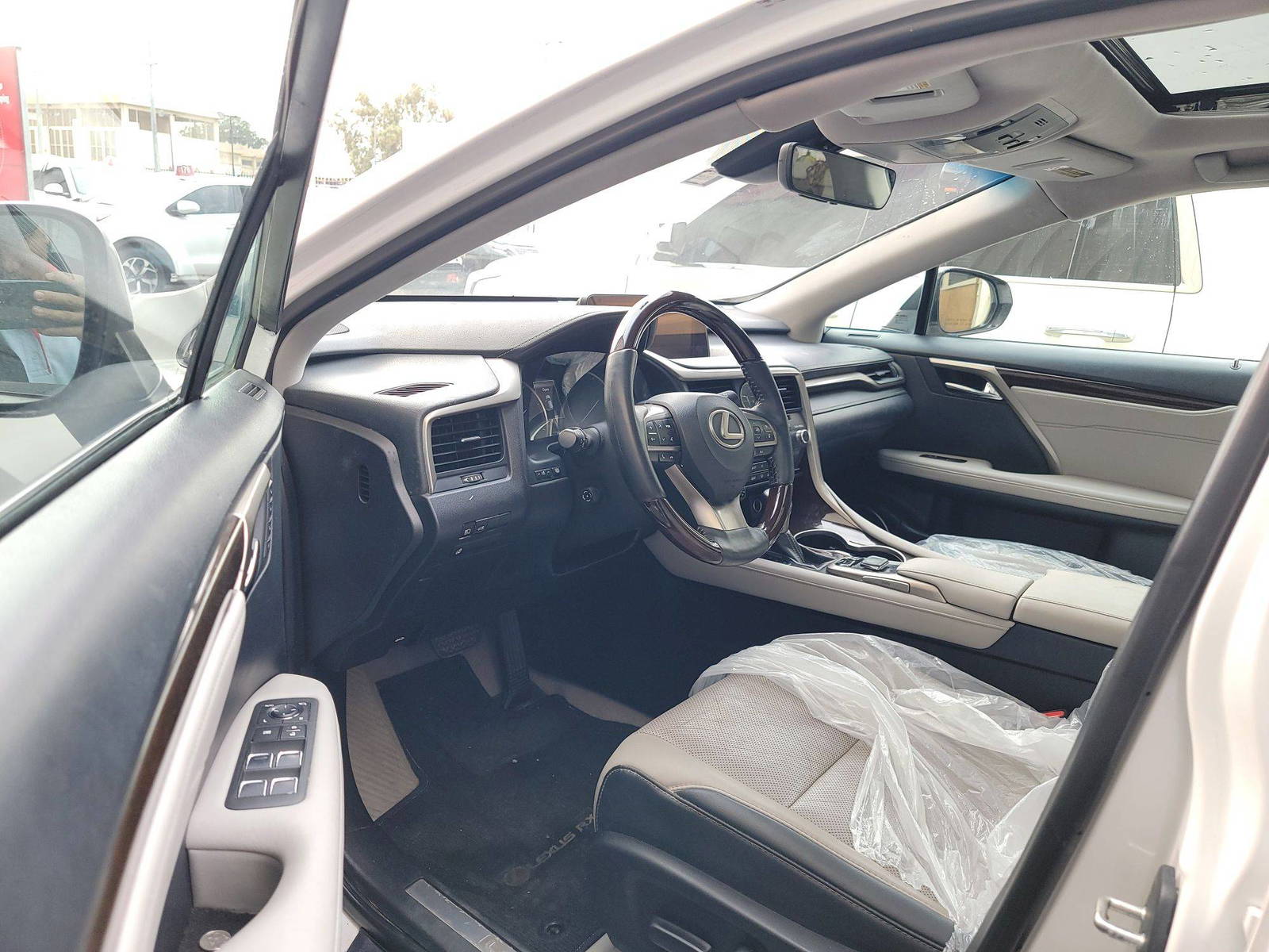 LEXUS RX 350 2018 - Marhaba Auction Used Cars - Image 9